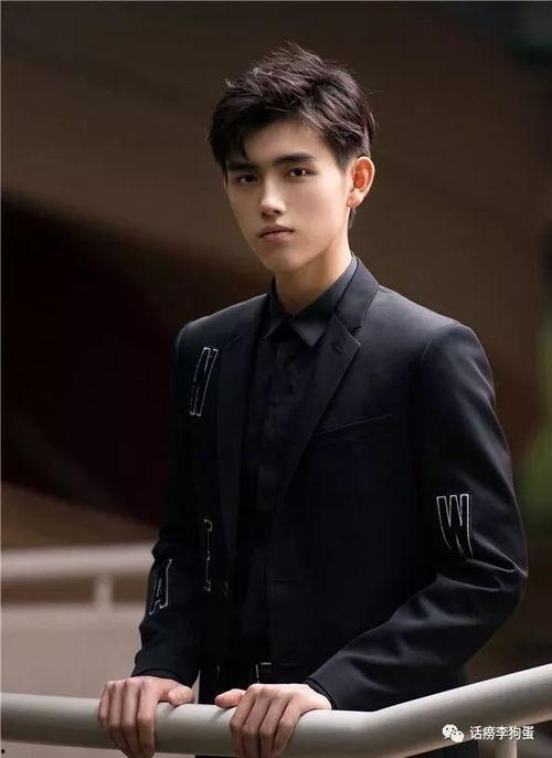 为了吃瓜进入娱乐圈