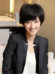 吃瓜星娱乐高依诺,吃瓜星娱乐界的璀璨新星